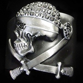 Brazalete de calavera y pirata